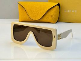 Picture of Loewe Sunglasses _SKUfw52450357fw